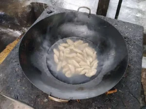 Carbon steel wok